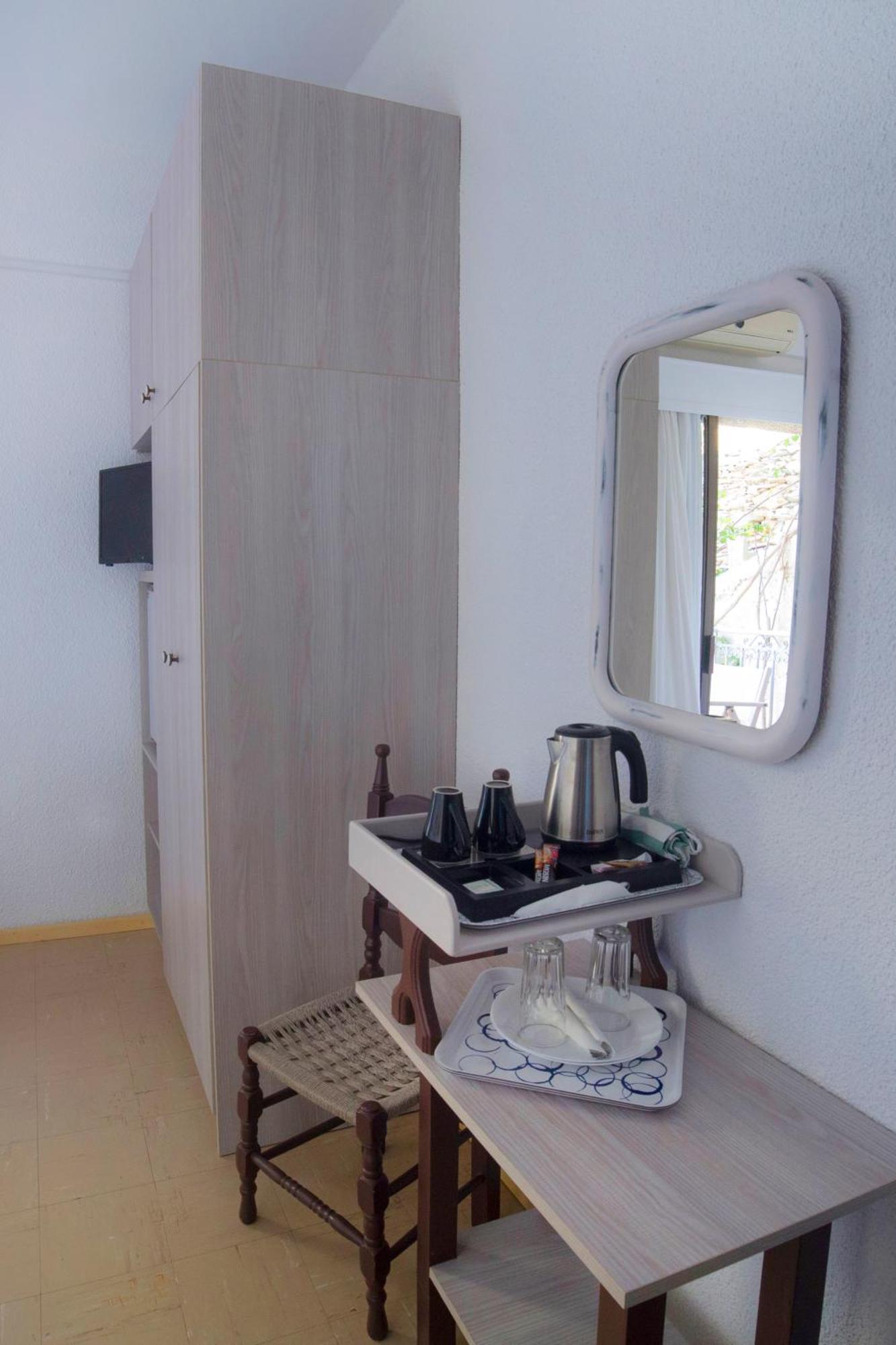 Marina Hotel Ágios Kírykos Kültér fotó