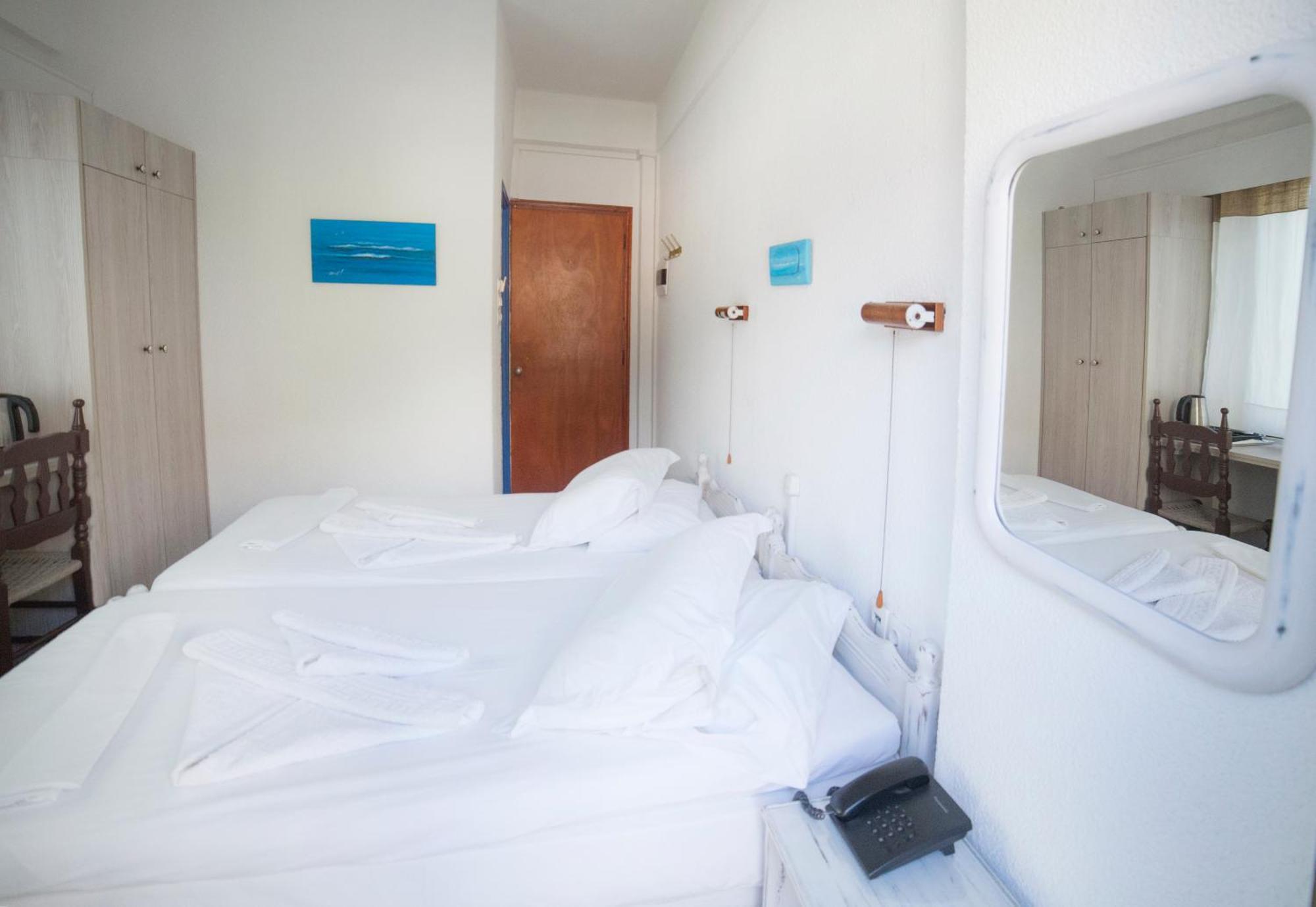 Marina Hotel Ágios Kírykos Kültér fotó