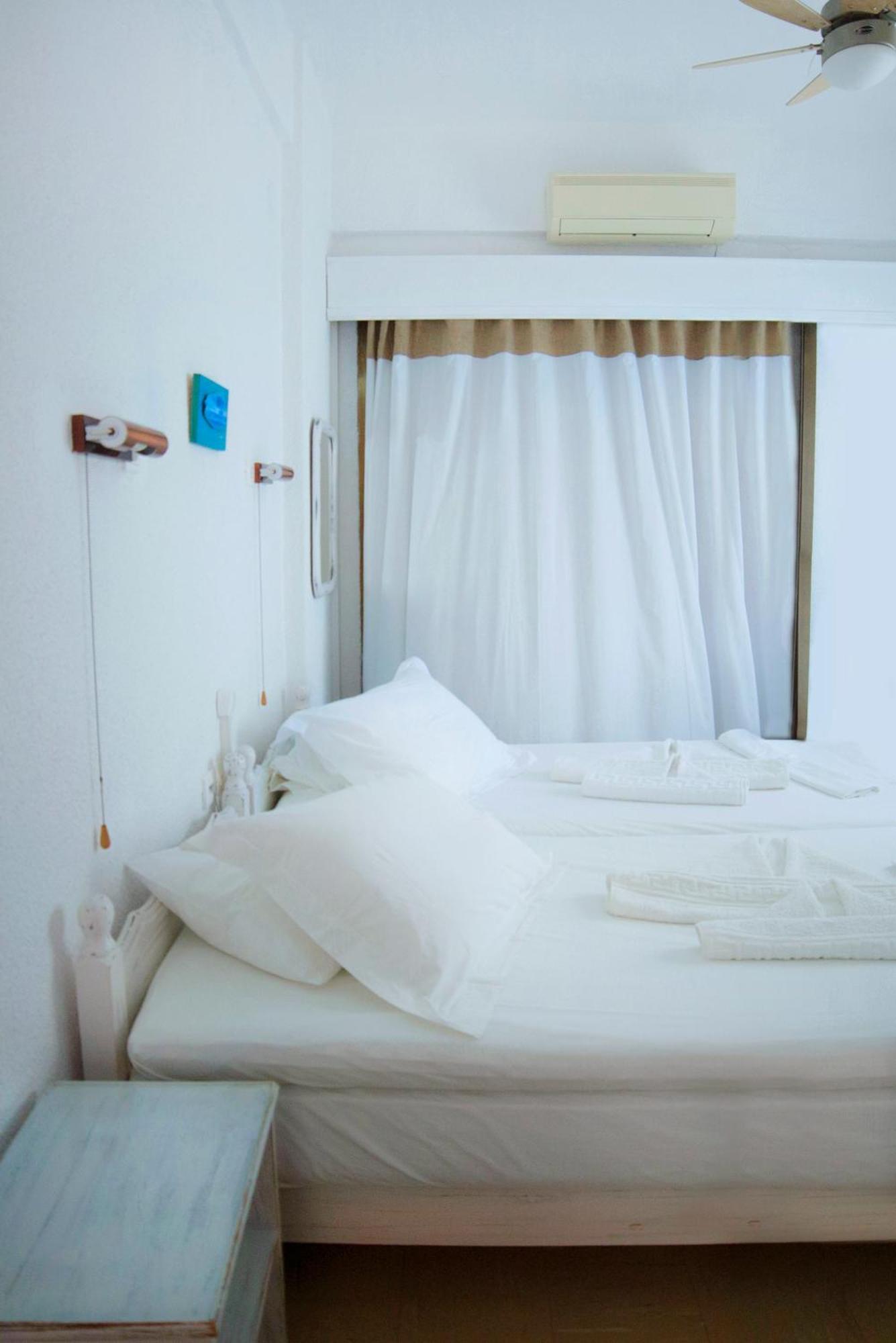 Marina Hotel Ágios Kírykos Kültér fotó